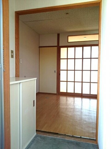 【玄関】 | マルマンハイツ | 落ち着いた玄関です