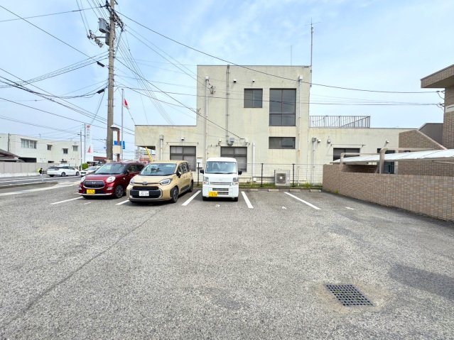 アクティブ円座の駐車場|駐車場