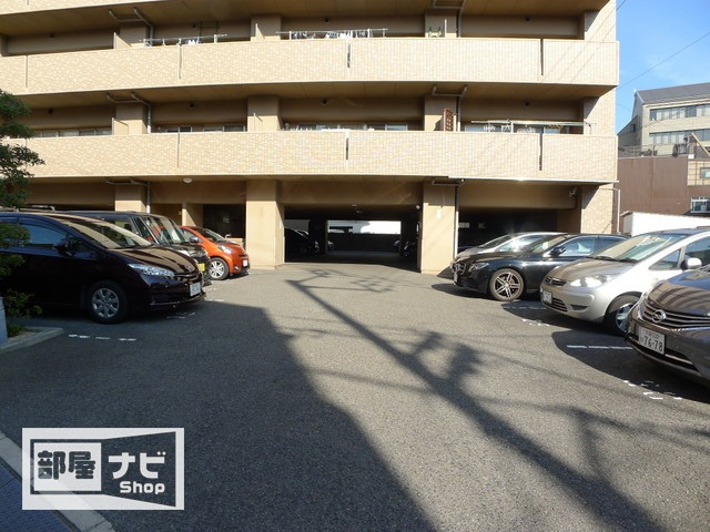 アルファライフ玉藻公園の駐車場|駐車場