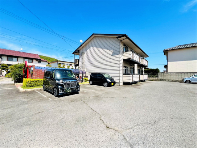 フォブール勅使Ａの駐車場|駐車場