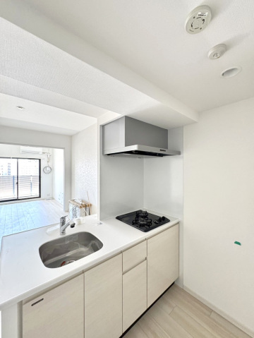 Ｓ－ＲＥＳＩＤＥＮＣＥ瓦町駅ａｌｏのキッチン|キッチン