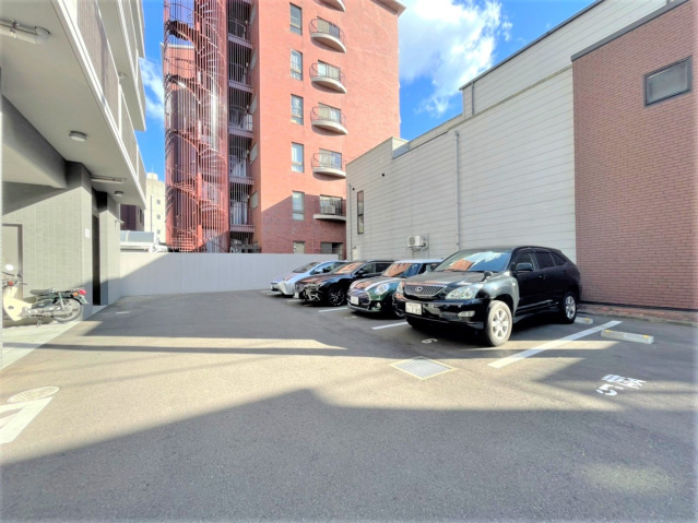リヴェールの駐車場|駐車場