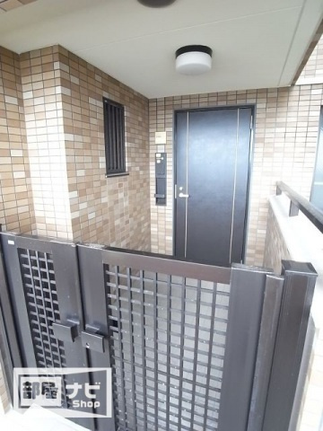 ファミール宮脇町の玄関|玄関