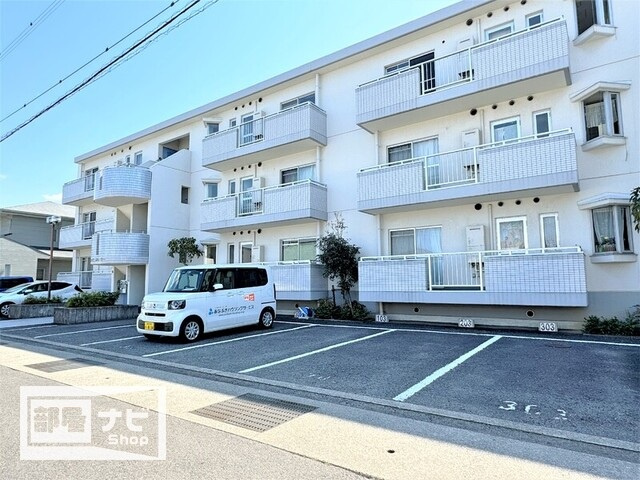 メゾン．グローリーの駐車場|駐車場