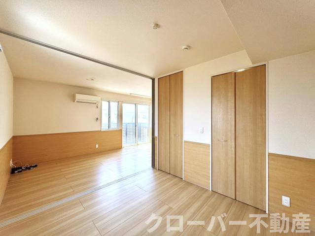 Ｆｕｌｌ Ｂｌｏｏｍの居間・リビング