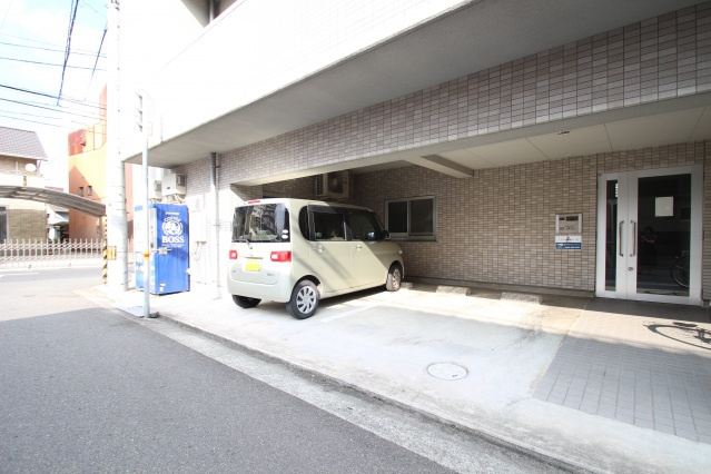 エステート石田Ⅰの駐車場|駐車場