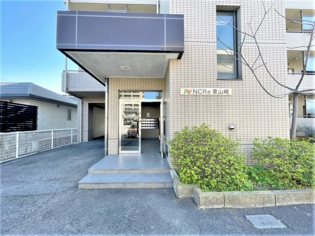 ＮＣＲｅ東山崎のエントランス|エントランス