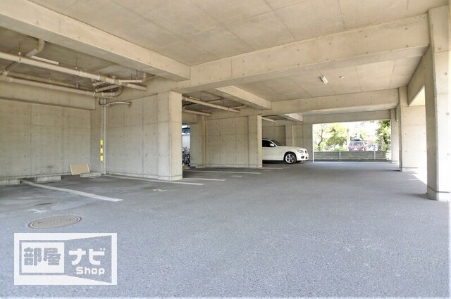 松島フラットの駐車場|駐車場