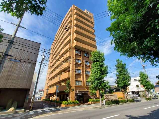 ダイアパレスポートアベニュー高松１００の外観|建物外観