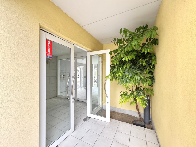なかよしマンション林町のエントランス|エントランス