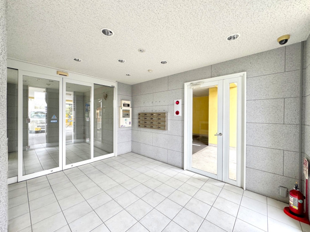 なかよしマンション林町のエントランス|エントランス