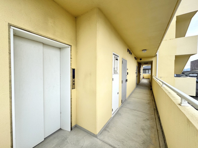 なかよしマンション林町のエントランス|エントランス