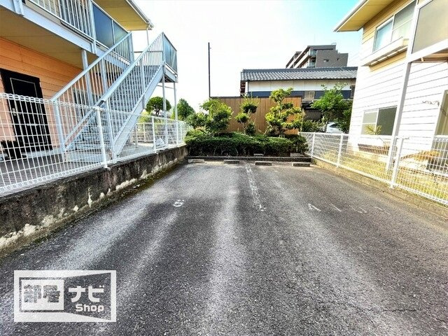 フォブール吉峰Ａの駐車場|駐車場