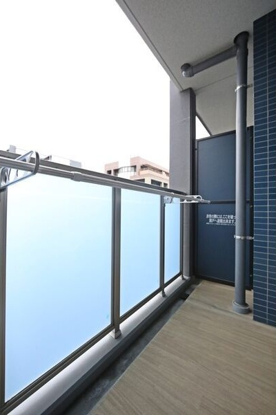 プレサンス名古屋駅ゲートのバルコニー