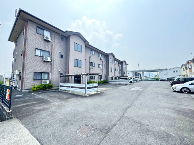 フォブール高松西の外観|建物外観