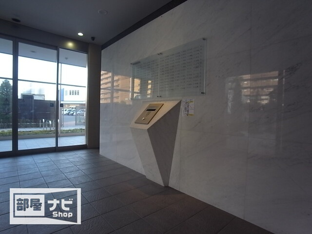 アルファパーク栗林駅南のエントランス|エントランス
