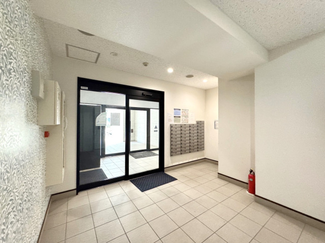 ソラノ瓦町のエントランス|エントランス