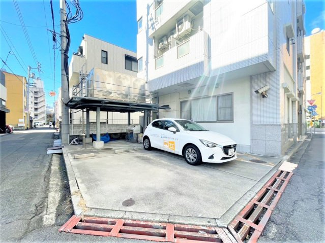 シティホワイトの駐車場|駐車場