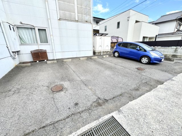 ブリッサ花ノ宮の駐車場|駐車場