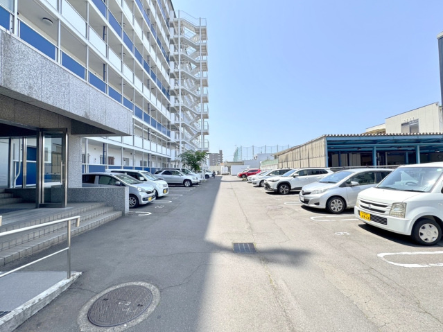アーバン茜の駐車場|駐車場