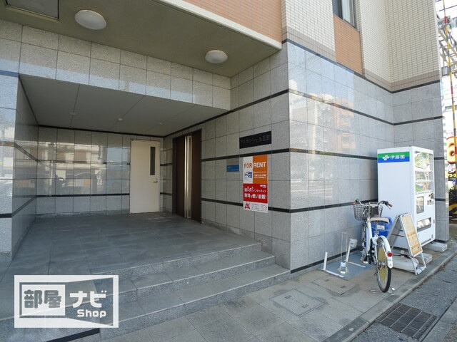 リアライズ瓦町のエントランス|エントランス