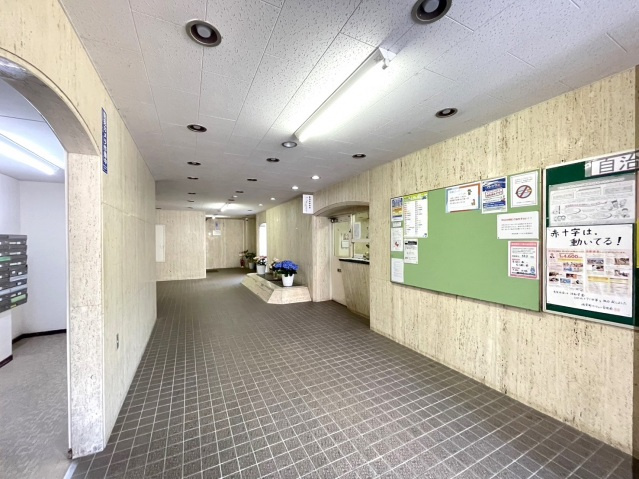 労住協第14ビル西宝町マンションのエントランス|エントランス