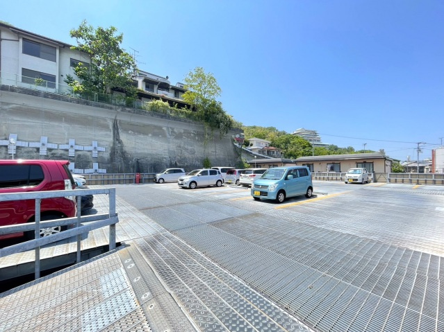 労住協第14ビル西宝町マンションの駐車場|駐車場