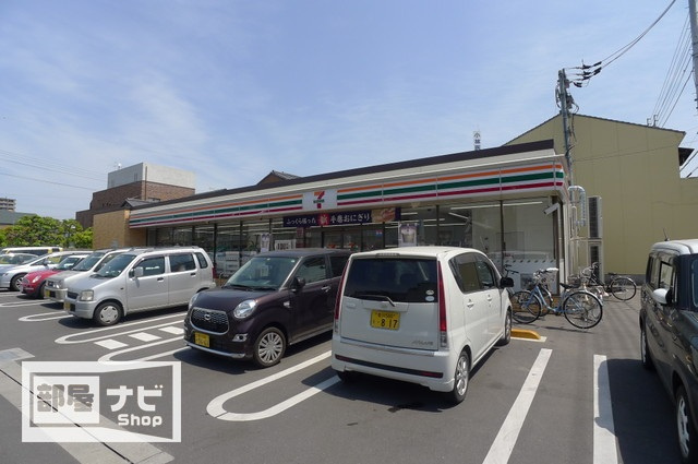 リサーラ錦町|コンビニ
