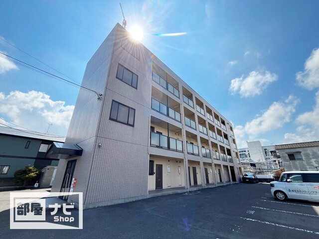 フィネス中屋敷のエントランス|エントランス