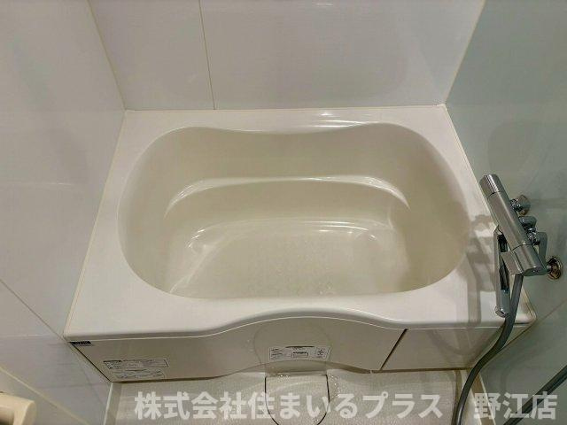 Lasante京橋の浴室