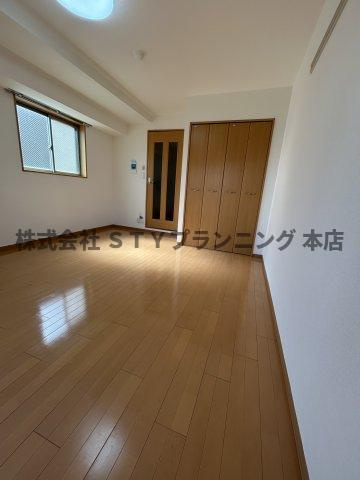 仲介手数料０円！ノーブルコートの居間・リビング