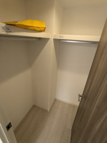 グランピア四谷の収納