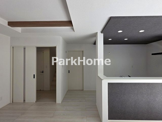 高知市鴨部 -3期2棟1- 新築戸建ての洗面所