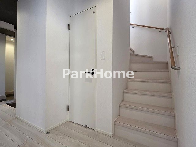 高知市鴨部 -3期2棟1- 新築戸建てのトイレ|１F:トイレ