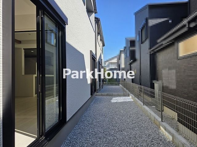 高知市鴨部 -3期2棟1- 新築戸建ての収納|２F:ホール内収納