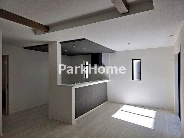 高知市鴨部 -3期2棟1- 新築戸建てのキッチン