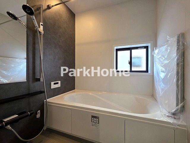 高知市鴨部 -3期2棟1- 新築戸建ての浴室