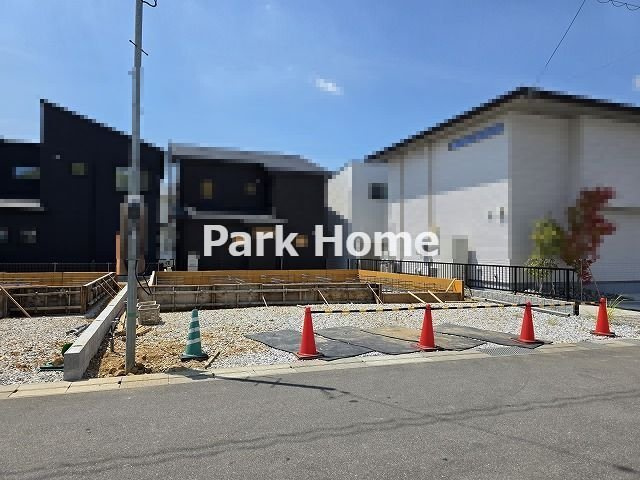 高知市鴨部 -3期2棟1- 新築戸建ての外観|2026.8月：建築中