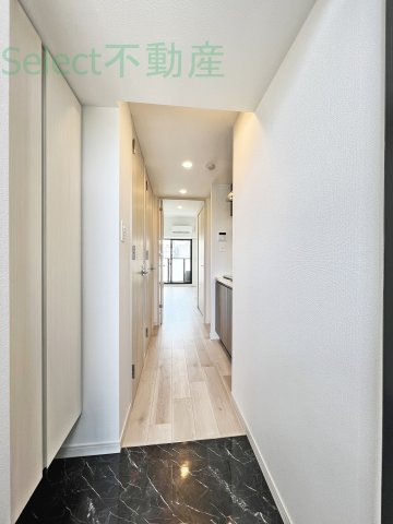S-RESIDENCE金山三丁目の玄関