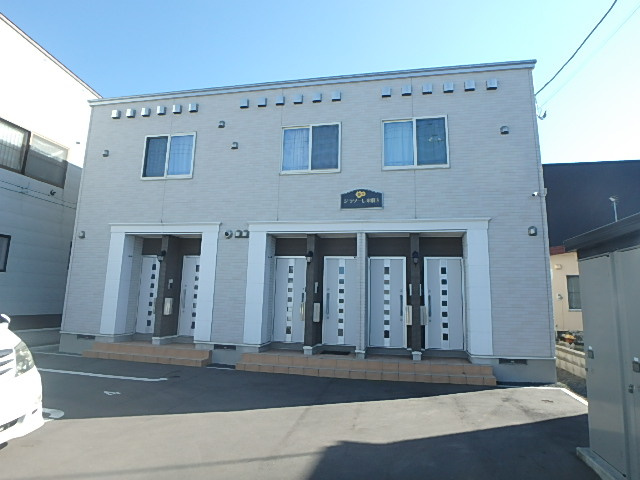 ジラソーレ栄町３