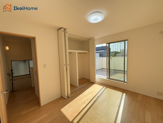 神戸市西区上新地1丁目　中古戸建のその他|【ホームページに現地動画掲載中】●年中無休：当日予約可●バルコニーに面した明るいお部屋です♪