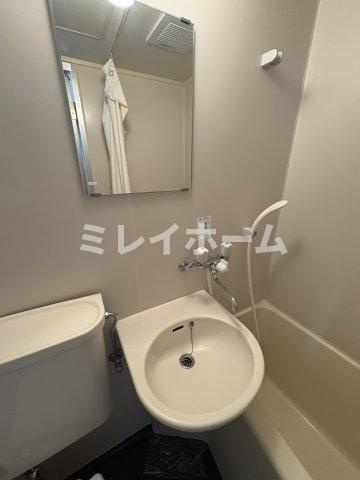 セントラル大森の洗面所|同建物内、別のお部屋の参考写真になります。