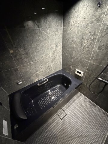 エクセラージュ神宮前の浴室
