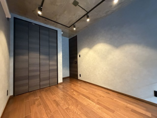 エクセラージュ神宮前の洋室|（約5.3帖）