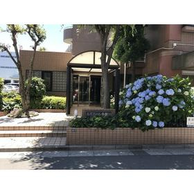 ルミエール多摩川のエントランス