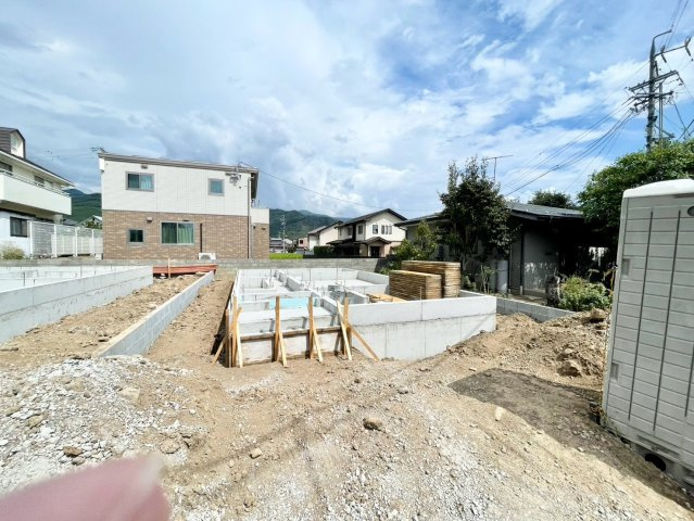 松本市岡田松岡第５の外観