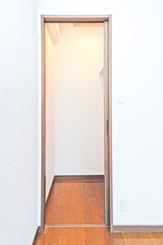 サヴォイグランデウォーターサイド　8階の収納|別号室のものです。現状優先になります。