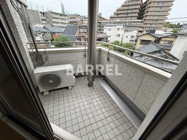 クリスタルリーフ千里中央のバルコニー
