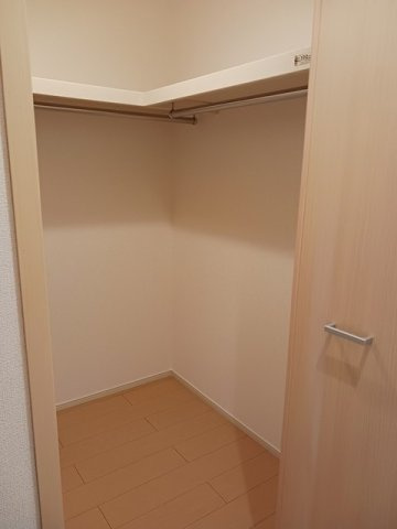 ボヌール錦城　　刈谷市近郊の賃貸はクラスホーム刈谷店の収納|大きなものも収納できそうです