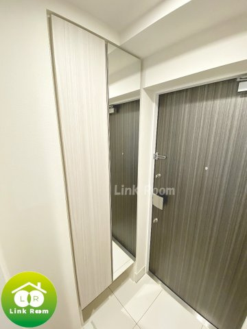 クレイシア森下ステーションサイトの玄関